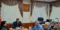 Глава района В.П.Ошуев провёл еженедельную планёрку в администрации Советского района - Администрация Советского района
